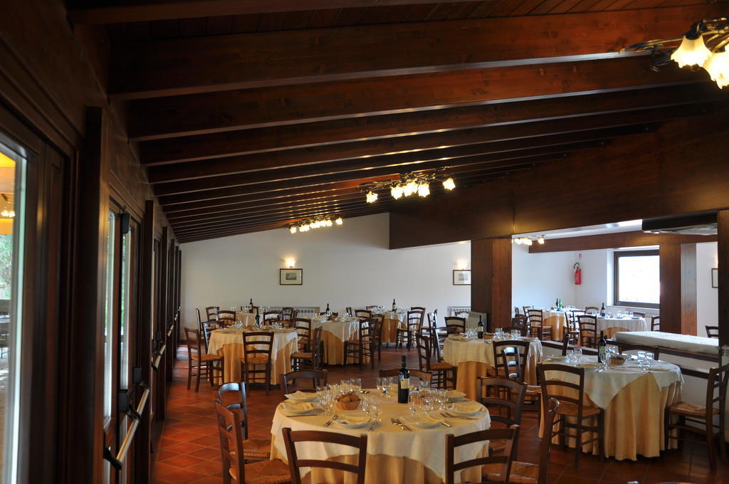 Villa Agriturismo Ricciardelli Contrada  Exterior foto
