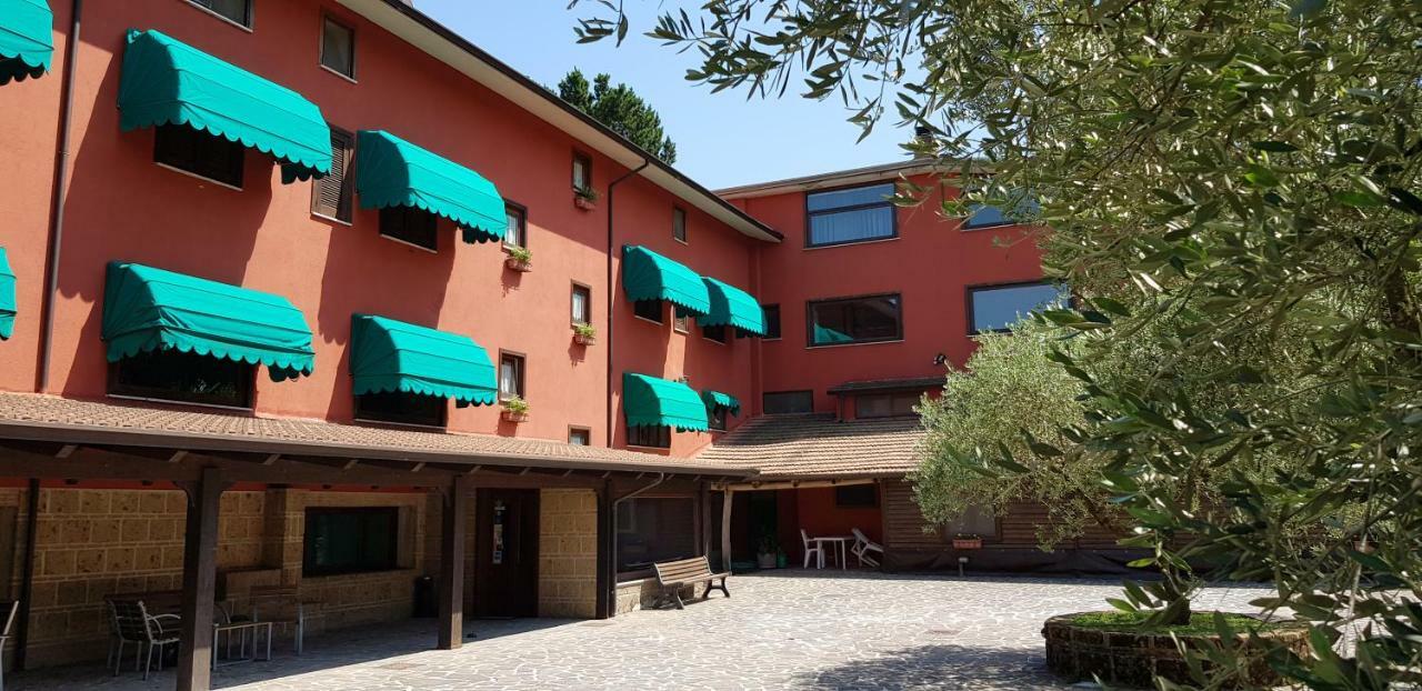 Villa Agriturismo Ricciardelli Contrada  Exterior foto